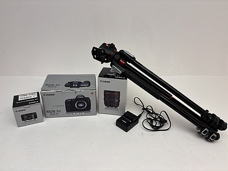 Kamera Canon, EOS 5D inkl. objektiv och stativ