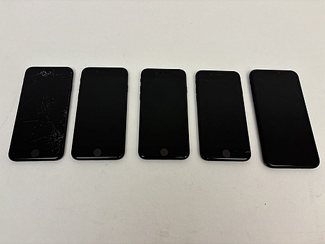 Parti med iPhones, olika modeller