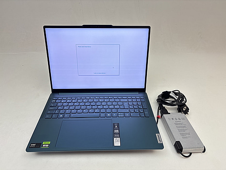 Bärbar dator Lenovo Yoga 9i 15,6 tum