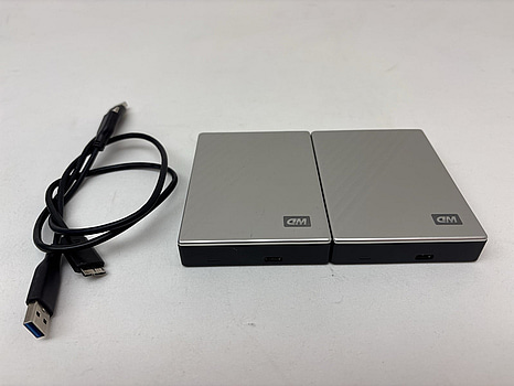 2 st. Externa hårddiskar WD My Passport Ultra á 4TB