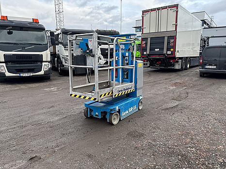 Pelarlift Genie GR-15 Runabout