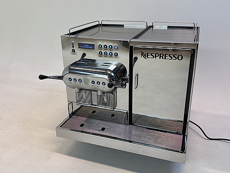 Kaffemaskin / Espressomaskin NESPRESSO Aguila 220 PRO