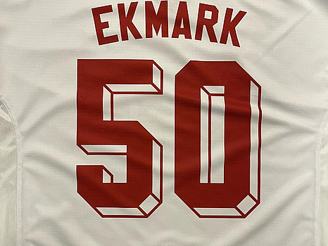 #50 EKMARK