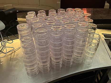 Allt löst i baren, glas & bartillbehör