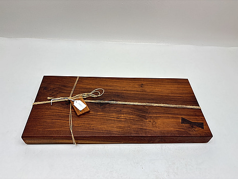 skärbräda Oliver Wood Designs. Ord. pris inkl. Moms: ca 3500 kr.