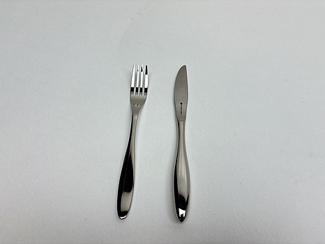 Parti med knivar och gafflar Klong Bohlin. Ord. pris inkl. moms: ca 2200 kr.