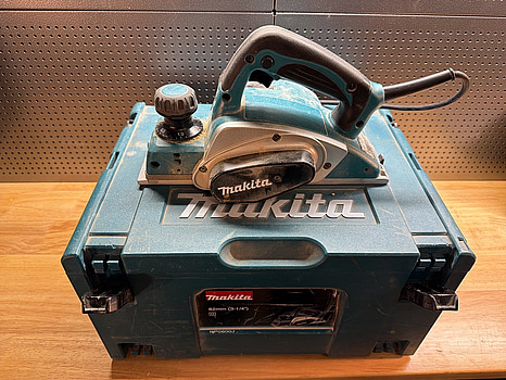 Elhyvel | Makita KP0800J