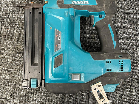 Dyckertpistol Makita DBN500