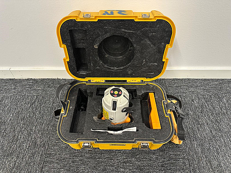 Punkt- och linjelaser 2LS Leo 5, rött ljus