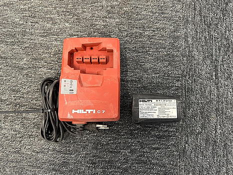 7,2V batteri och laddare Hilti