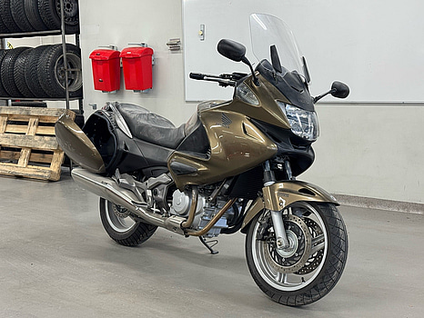 Motorcykel Honda Deauville -2006 | Reparationsobjekt