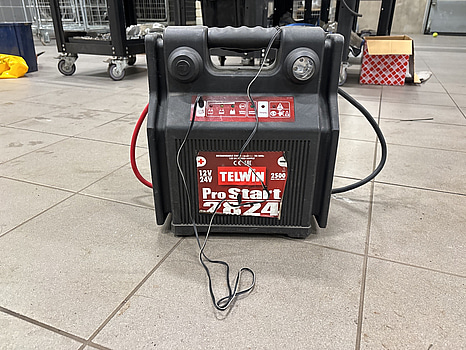 Startbooster för batterier Telwin, Prostart 2824