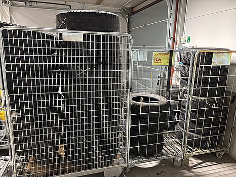 Parti med däck inkl. Fälgar