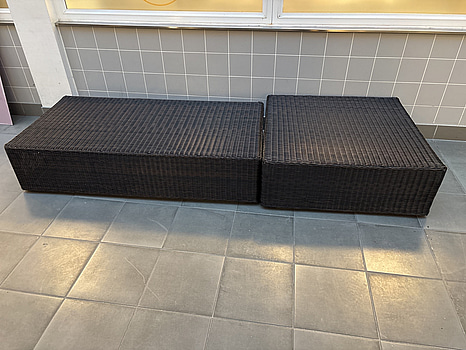 Utomhusmöbler i konstrotting