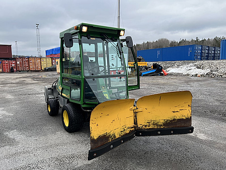 Redskapsbärare John Deere F1145 -1999 | Vikplog | Sandspridare