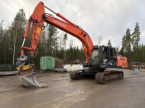 Grävmaskin Hitachi ZX250LC-5B -2013 | Engcon
