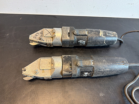 2 st plåtsaxar, elektriska