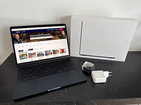 MacBook Air 13 tum, M4-chip, 16 GB, 256 GB -2025