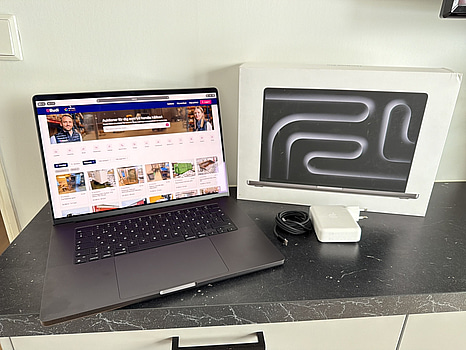 MacBook Pro 16-tums, M4 Pro-chip, 24 GB, 512 GB -2025