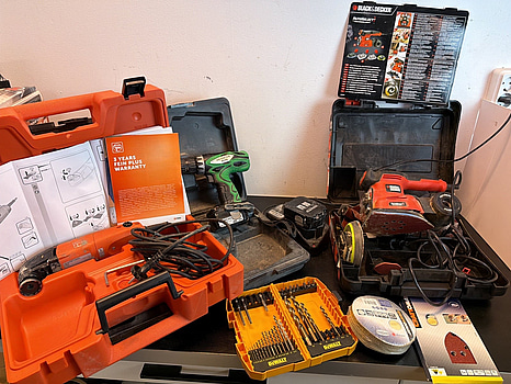 Multimaskin, skruvdragare & slipmaskin