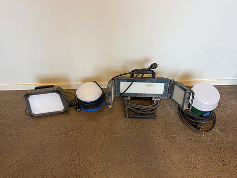 4 st arbetsbelysningar