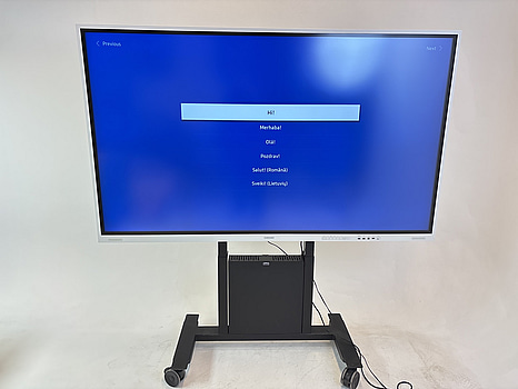 Skärm Samsung Flip, WM85B 85 tum touchskärm inkl. TV-ställ på hjul