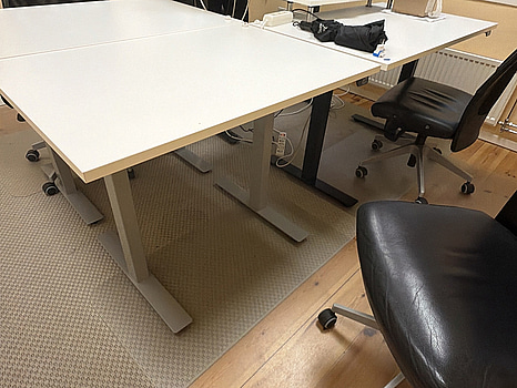 Elektriskt höj och sänkbart bord 100x80 cm