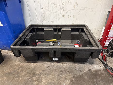 Fatpall i plast | 131x91x38 cm