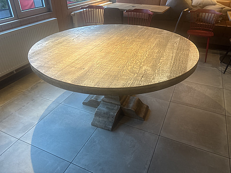 Restaurangbord Paris.