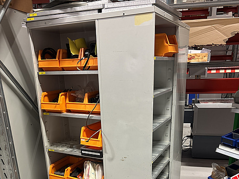 Roterande verktygshylla Perstorp Plastic Systems