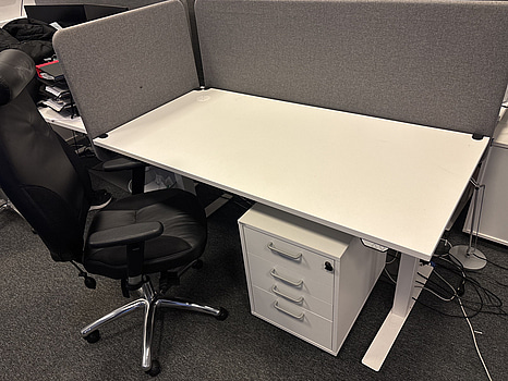 Höj- och sänkbart skrivbord Rol Ergo inkl. kontorsstol och hurts, Edsbyn