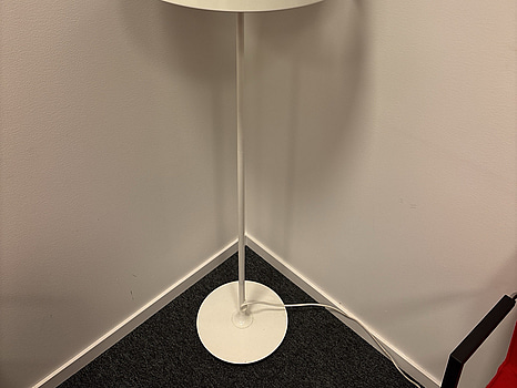 Golvlampa ikea