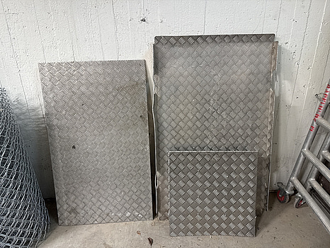 3 st aluminiumramper