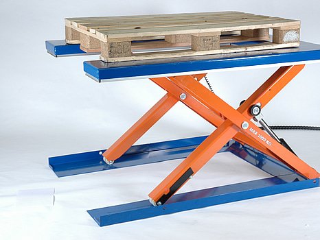 Lyftbord CUB 1000, blå, nypris 33 000 kr