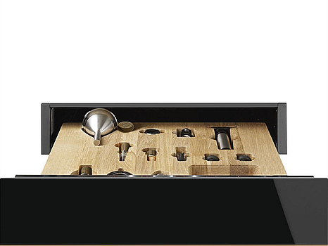 Sommelierlåda Smeg för inbyggnad Svart Dolce Stil Novo CPS615NR