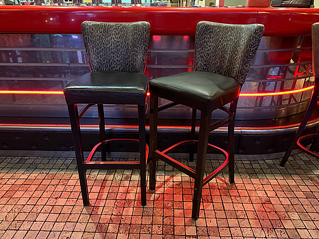 4 st barstolar, leopardmönstrade