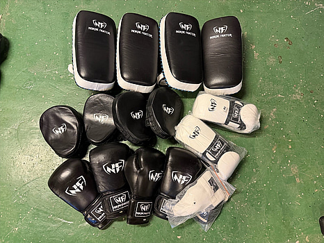 Boxningsset #1 - Nordic Fighter, handskar och mittsar