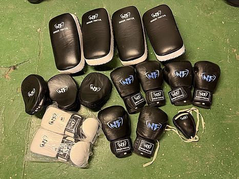Boxningsset #3 - Nordic Fighter, handskar och mittsar