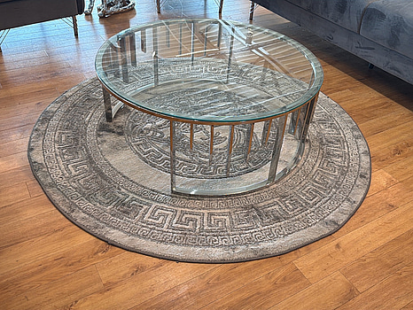 Soffbord med glasskiva Ø 97 cm samt matta