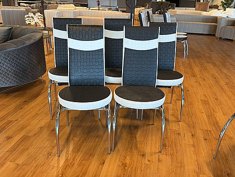 5 st stolar, svart/ vit