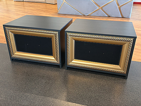 2 st sängbord, svart/ guld