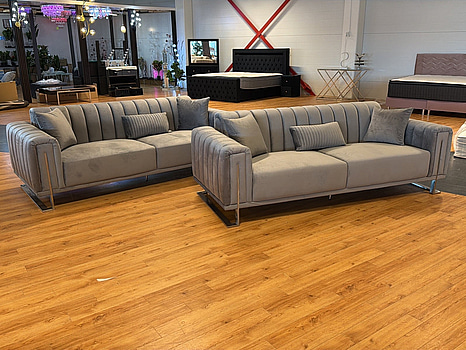 2 st soffor, grå sammet