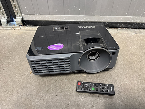 Projektor Benq MS513