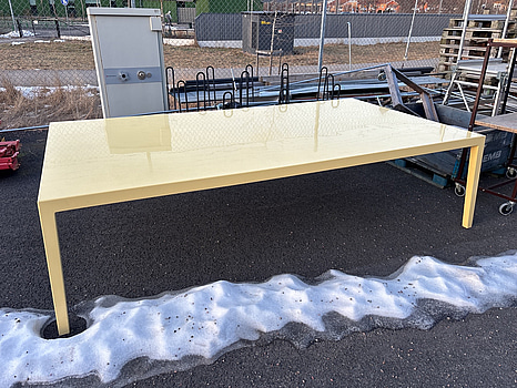 Stort bord 2,8 meter