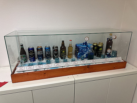 Glasad informasionsdisplay.