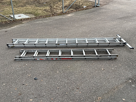 2 st utfällbara stegar Wibe