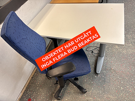 Skrivbord inkl. kontorsstol