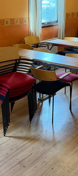 Konferensmöbler - 26 st stol efg, 6 st fällbara bord, Scandiform konferensbord samt konferenstavla