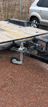 Biltransportsläp BCW - 2000 kg – Dubbelaxlad – Besiktigad