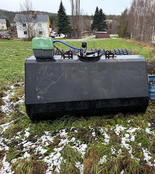 Dieseltank med pump24 volt